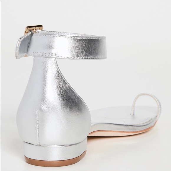 Caroline constas - Picture 4 of 5